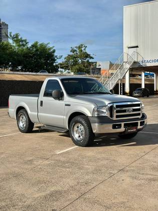 FORD F-250 4.2 XLT 4X2 CS V6 GASOLINA 2P MANUAL